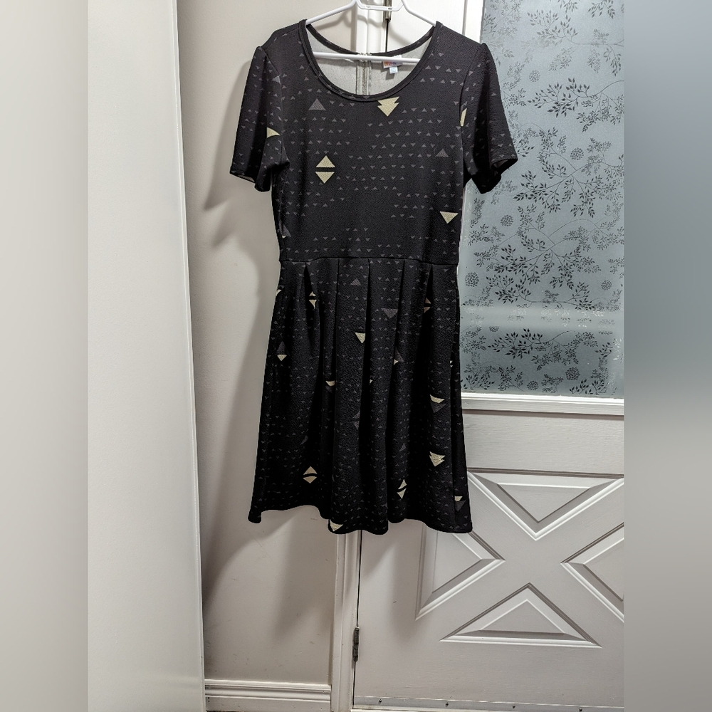 Lularoe 2XL dress. Black gray and white. geometric pattern. Polyester sp…